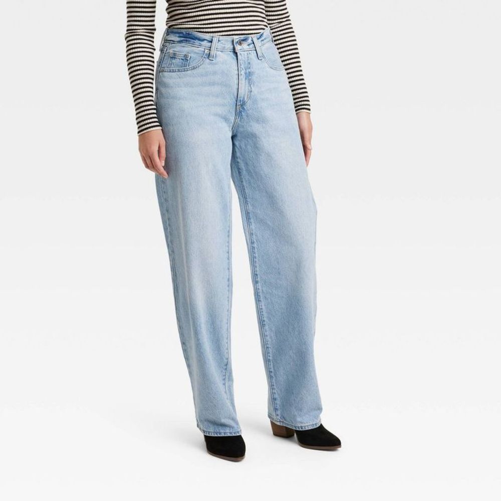 Women's Mid-Rise 90's Baggy Jeans - Universal Thread Light Wash 16